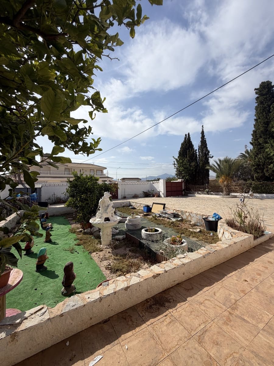 Casa de 4 habitaciones en Muchamiel / Mutxamel en venta con piscina garaje - 580.000 € (Ref: 10062294)
