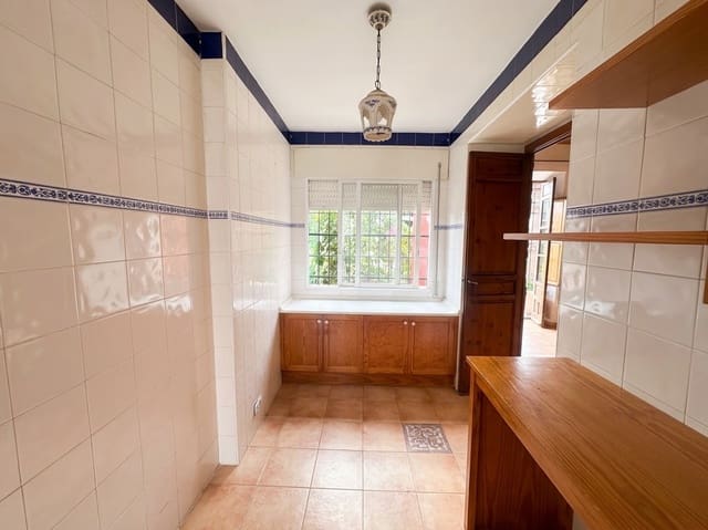 4 makuuhuone Omakotitalo myytävänä paikassa Beniaján, Murcia kaupunki - 164 000 € (Ref: 10132935)
