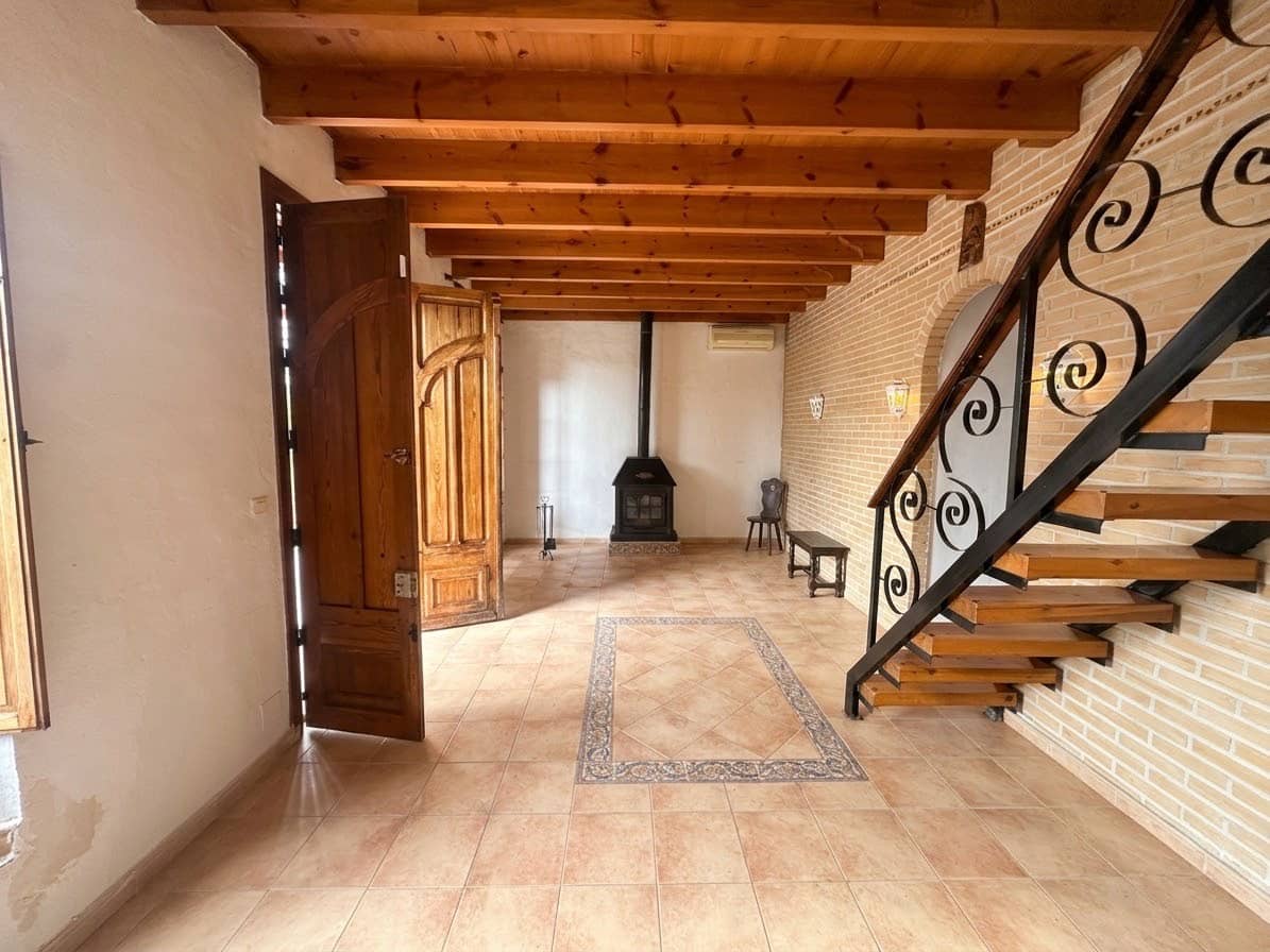 4 makuuhuone Omakotitalo myytävänä paikassa Beniajan - 164 000 € (Ref: 10132935)