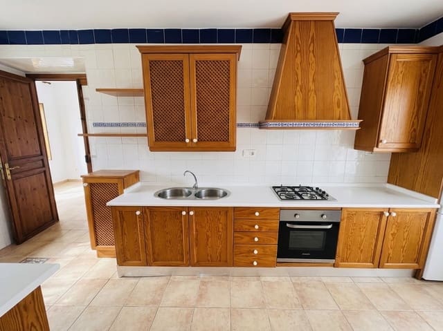 4 makuuhuone Omakotitalo myytävänä paikassa Beniaján, Murcia kaupunki - 164 000 € (Ref: 10132935)