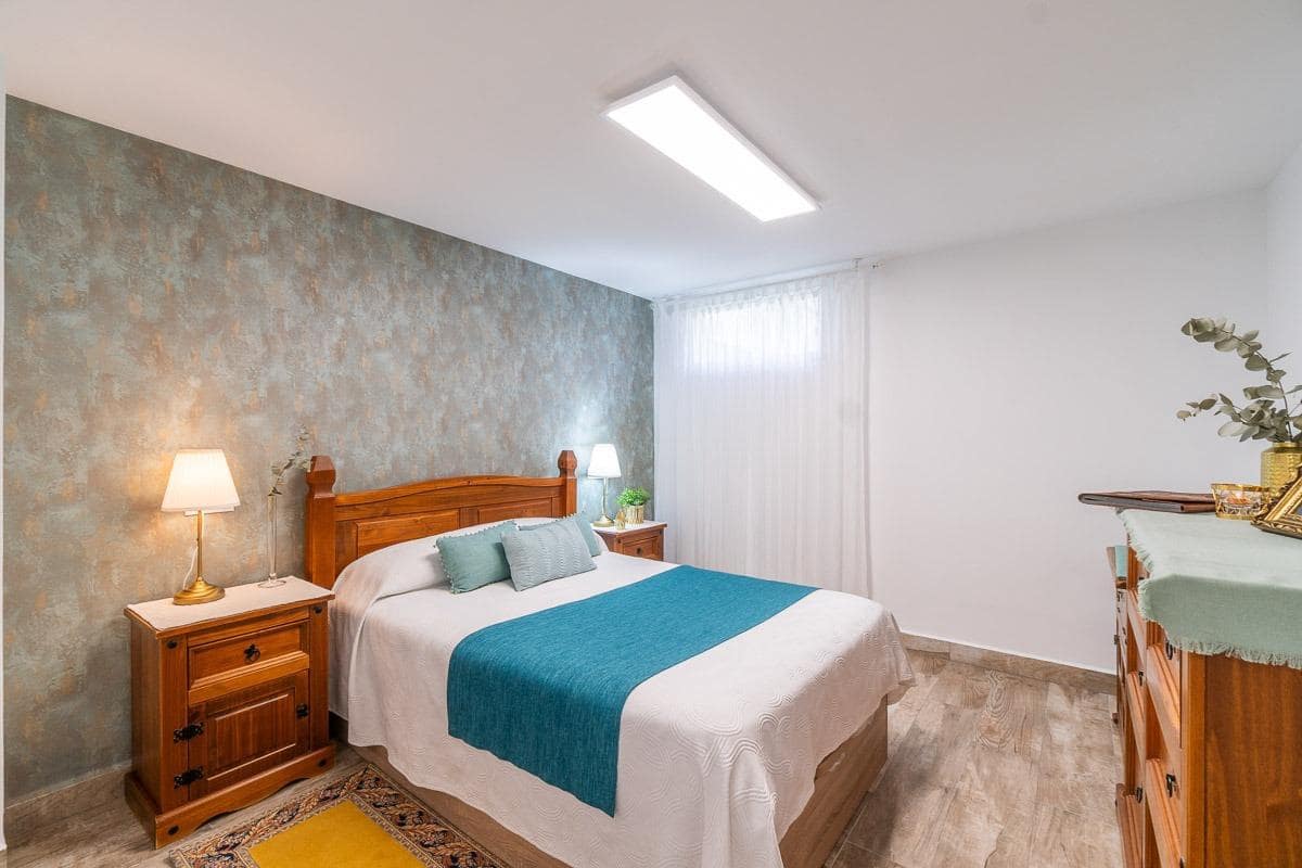 4 slaapkamer Villa te koop in San Miguel de Salinas met zwembad garage - € 365.000 (Ref: 9999470)