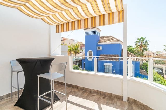 4 soveværelse Villa til salg i San Miguel de Salinas med swimmingpool garage - € 365.000 (Ref: 9999470)