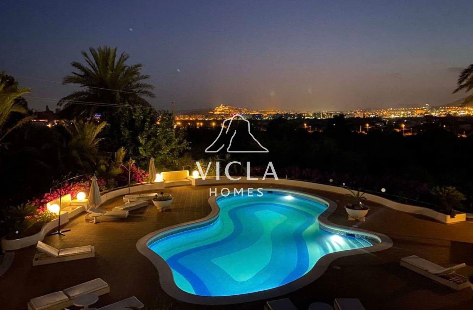 Chalet de 6 habitaciones en Nuestra Señora de Jesus en venta con piscina garaje - 5.200.000 € (Ref: 10035747)