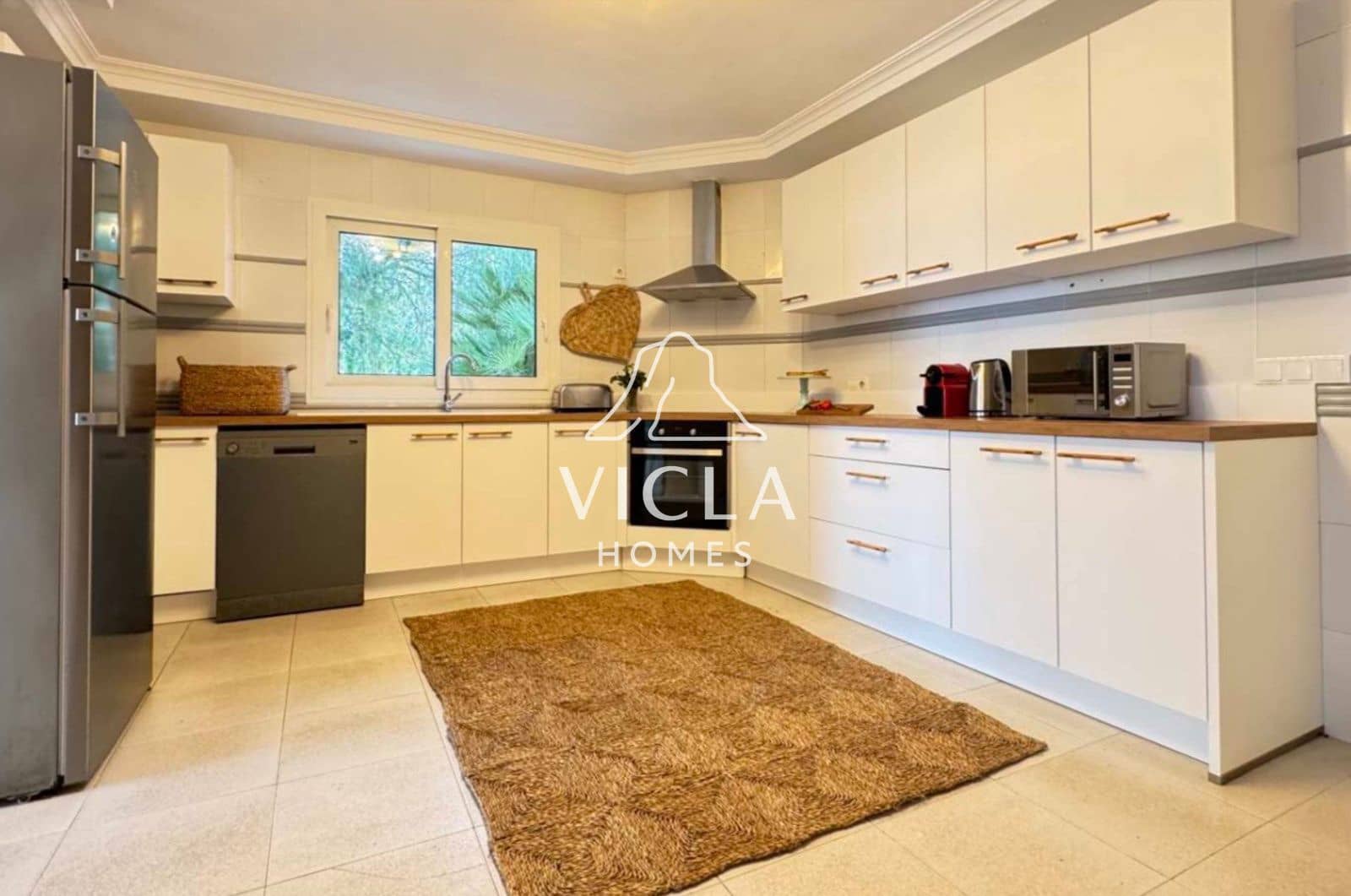 Chalet de 6 habitaciones en Nuestra Señora de Jesus en venta con piscina garaje - 5.200.000 € (Ref: 10035747)