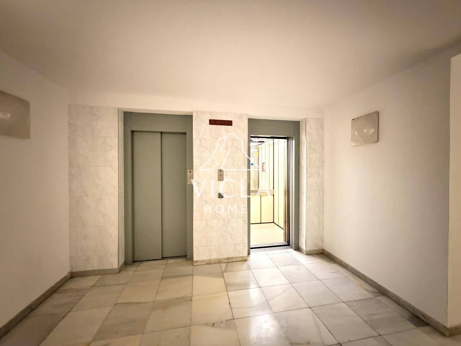 1 bedroom Flat for sale in Ibiza / Eivissa town with pool - € 399,000 (Ref: 10041775)