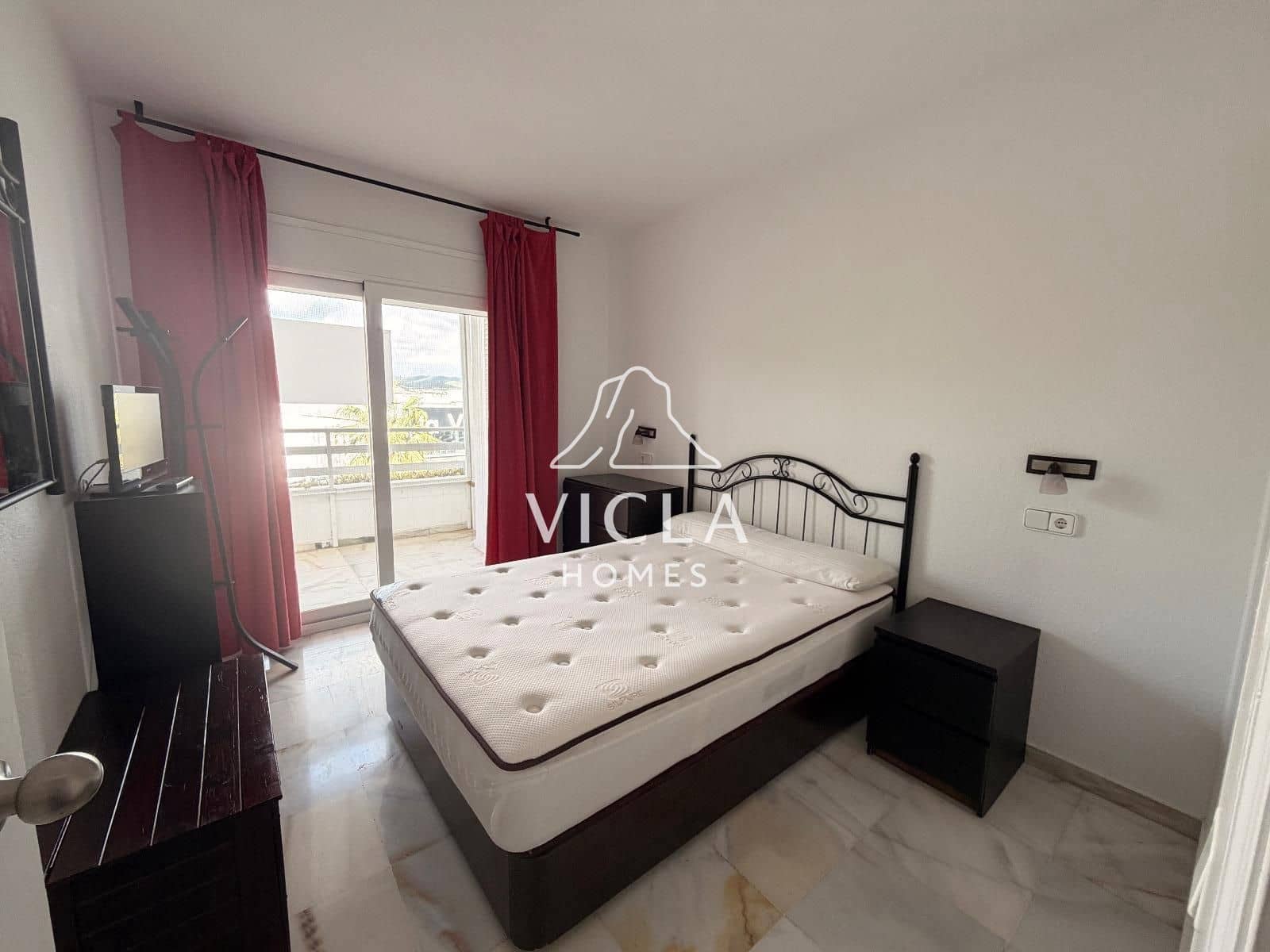 1 bedroom Flat for sale in Ibiza / Eivissa town with pool - € 399,000 (Ref: 10041775)