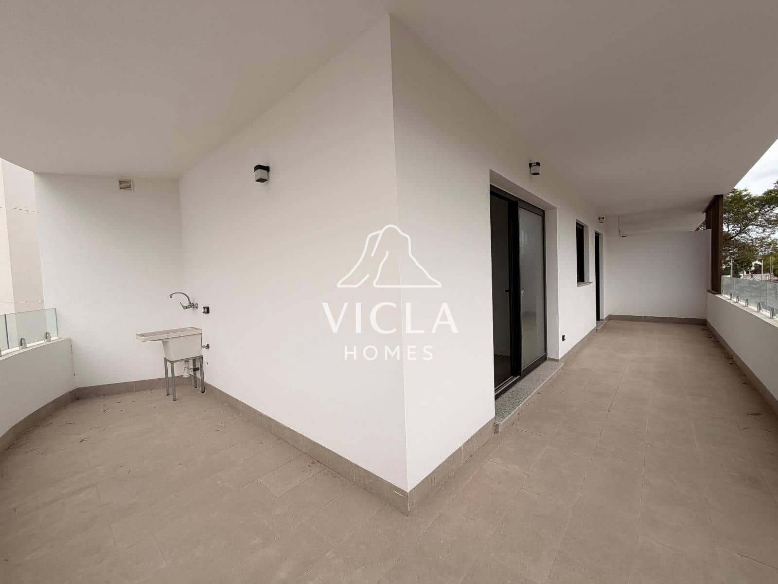 2 bedroom Flat for sale in Sant Antoni de Portmany with pool - € 550,000 (Ref: 10045675)