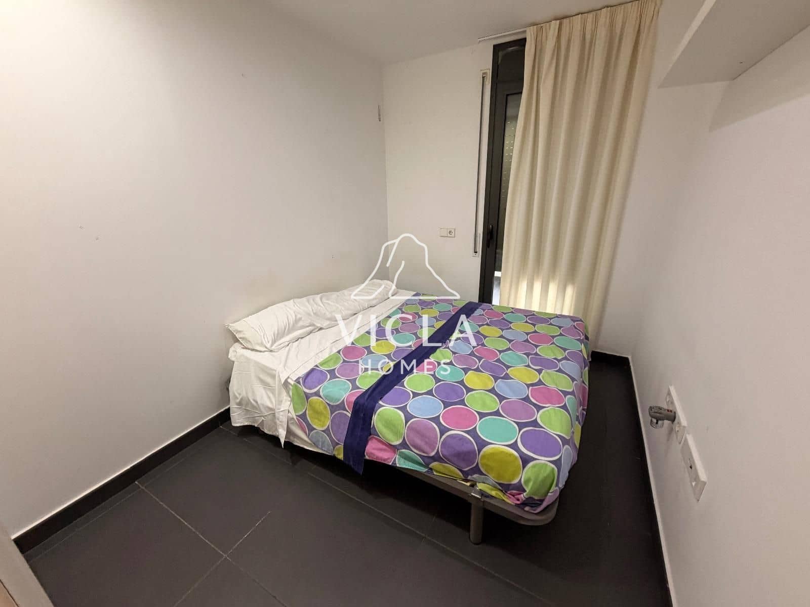 3 slaapkamer Flat te huur in Cala d'en Bou met zwembad garage - € 2.000 (Ref: 10086638)