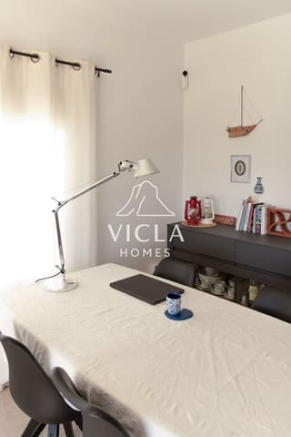 2 soverom Leilighet til leie i Nuestra Señora de Jesus, Santa Eulalia / Santa Eularia med garasje - € 3 000 (Ref: 10101422)