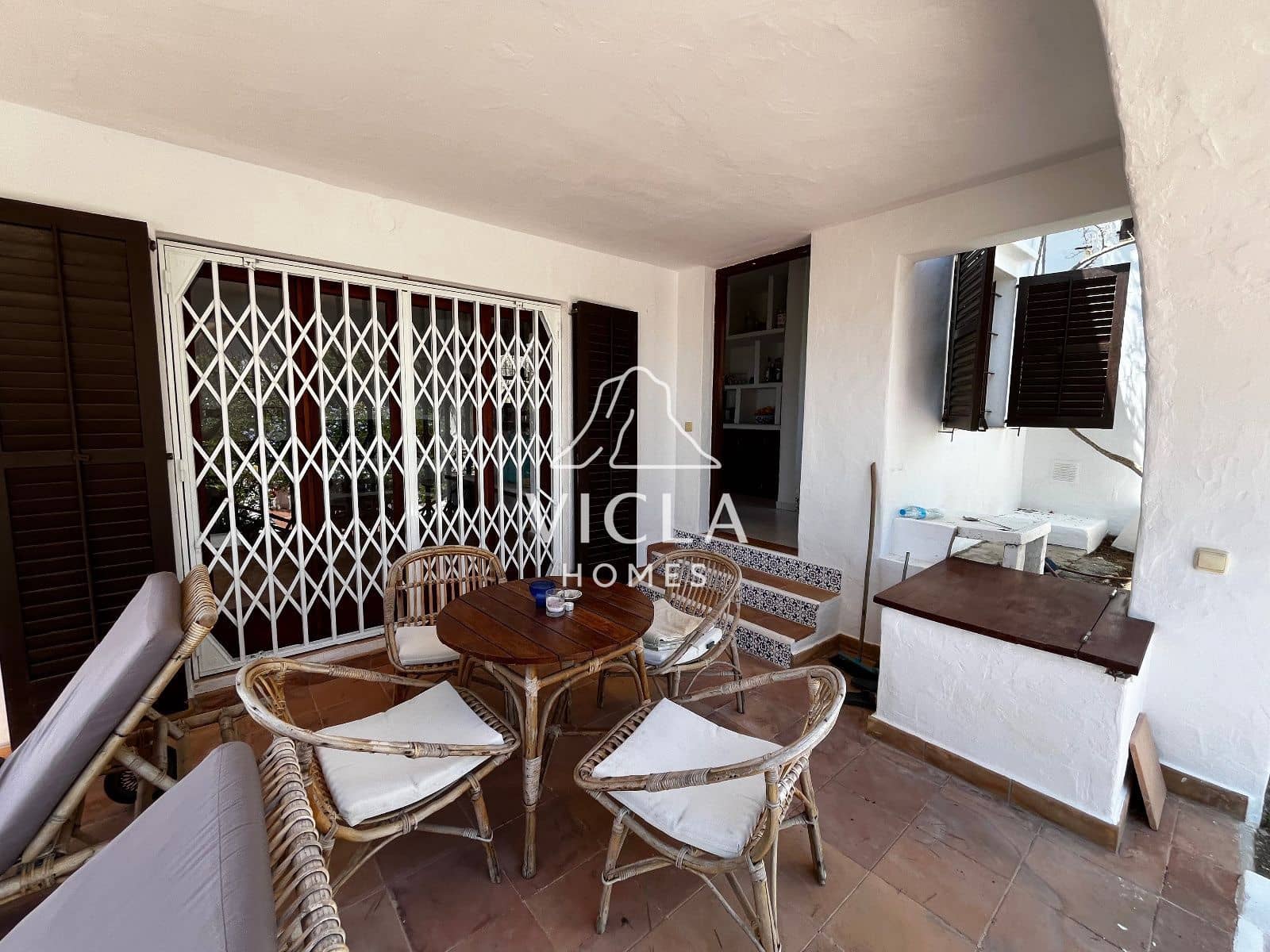 2 quarto Moradia para arrendar em Es Cubells com piscina garagem - 7 500 € (Ref: 10102981)