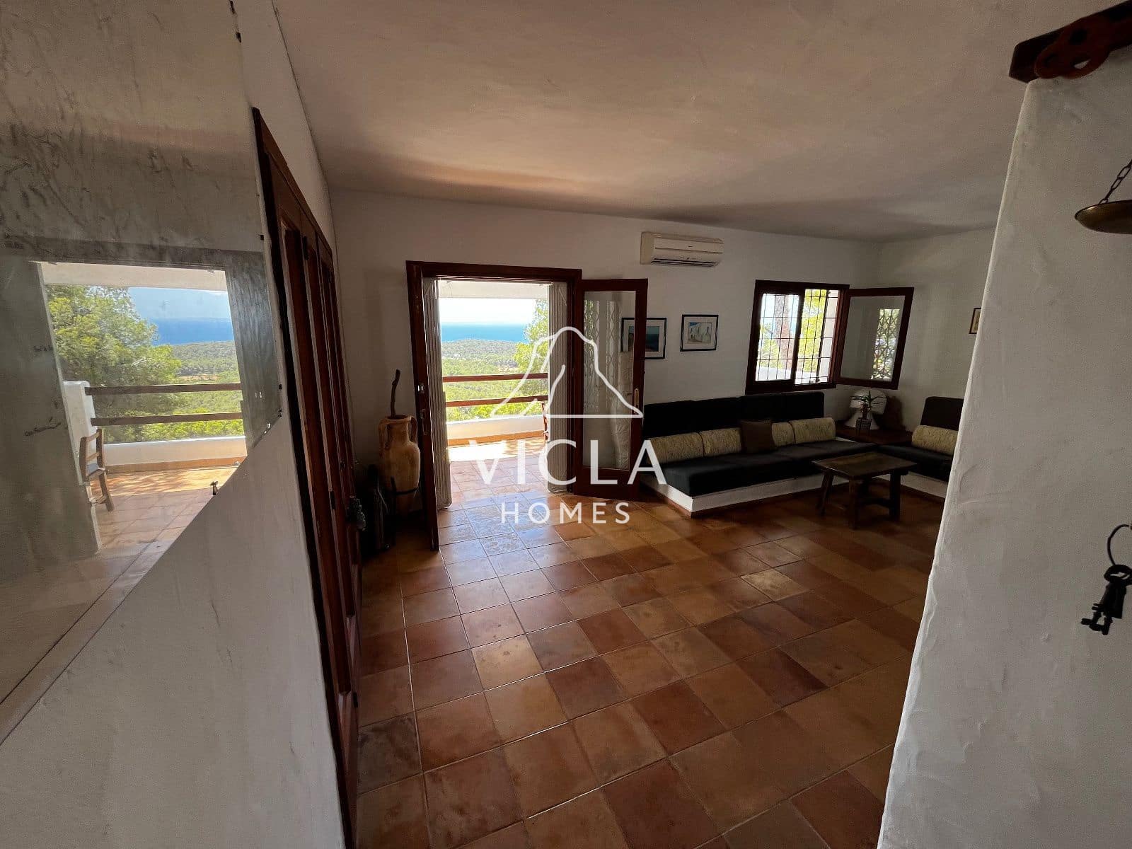 2 quarto Moradia para arrendar em Es Cubells com piscina garagem - 7 500 € (Ref: 10102981)