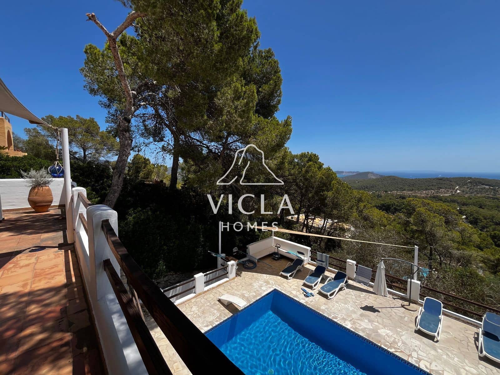 2 quarto Moradia para arrendar em Es Cubells com piscina garagem - 7 500 € (Ref: 10102981)