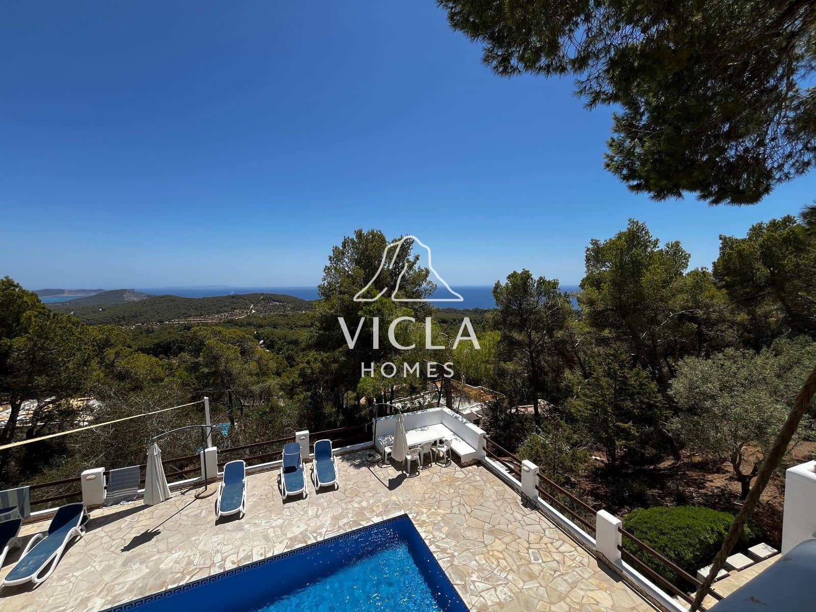 2 sovrum Villa att hyra i Es Cubells med pool garage - 4 500 € (Ref: 10102982)