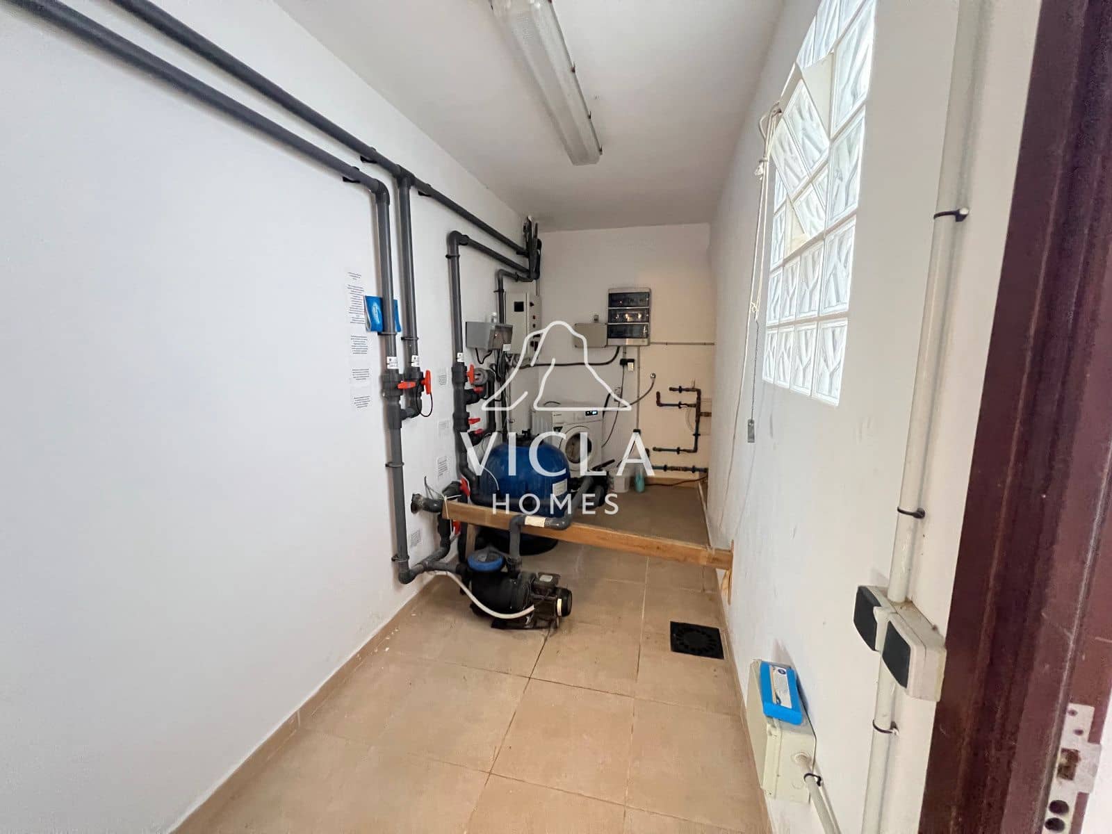 2 sovrum Villa att hyra i Es Cubells med pool garage - 4 500 € (Ref: 10102983)