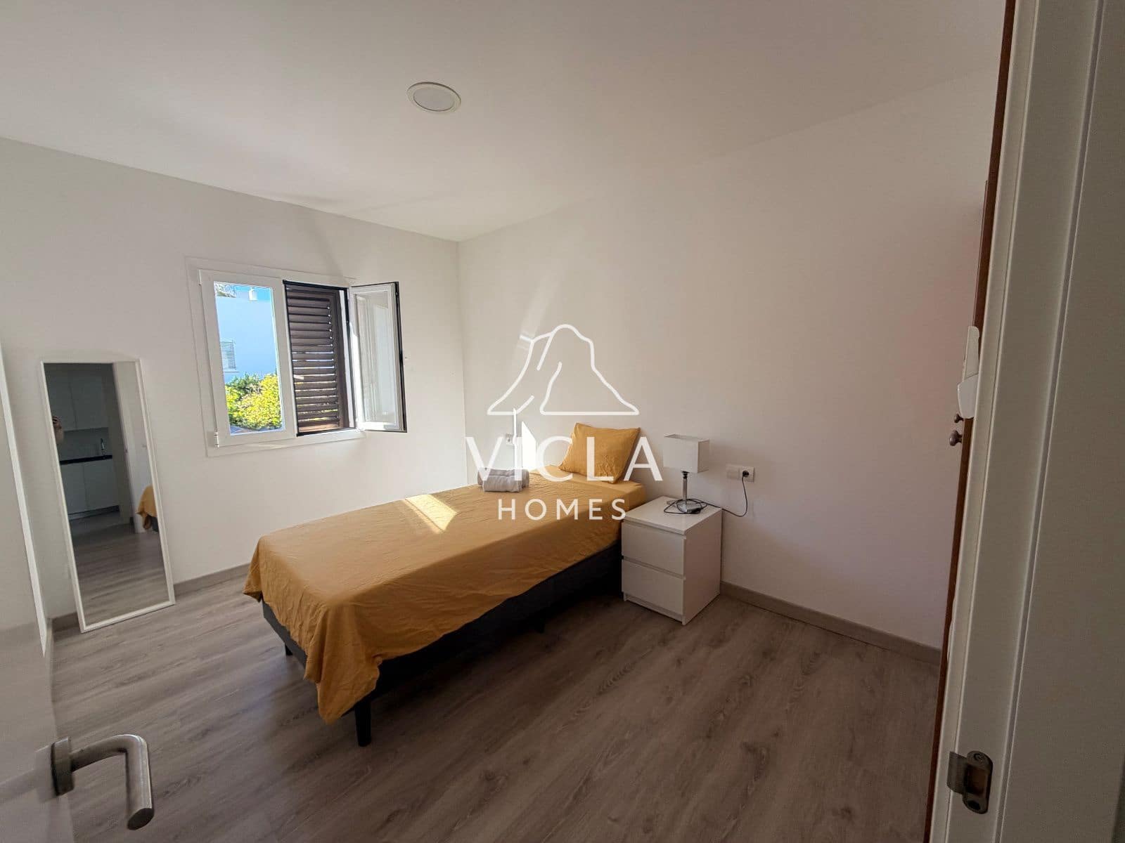 3 quarto Apartamento para arrendar em Nuestra Senora de Jesus com garagem - 1 700 € (Ref: 10185346)