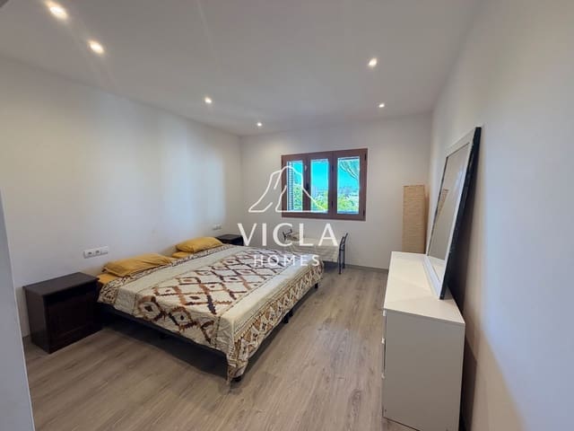 3 quarto Apartamento para arrendar em Nuestra Señora de Jesus, Santa Eulalia / Santa Eularia com garagem - 1 700 € (Ref: 10185346)
