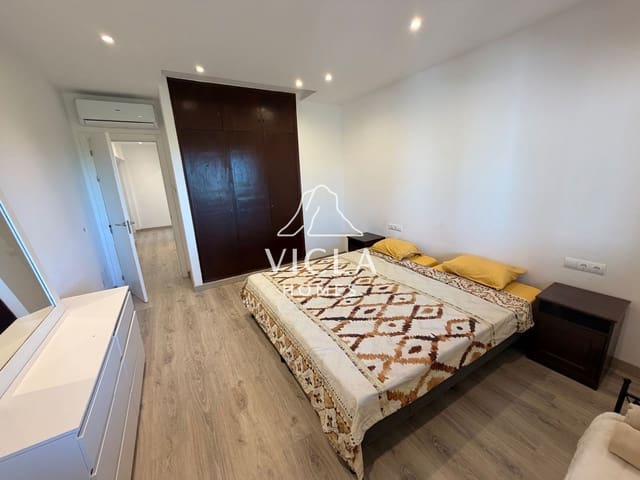 3 quarto Apartamento para arrendar em Nuestra Señora de Jesus, Santa Eulalia / Santa Eularia com garagem - 1 700 € (Ref: 10185346)