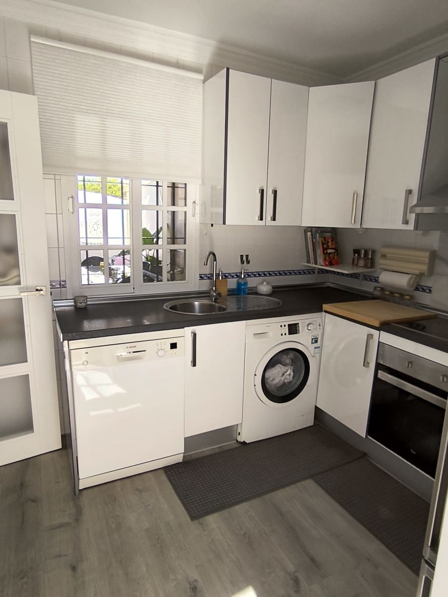4 Zimmer Reihenhaus zu verkaufen in Chiclana de la Frontera mit Garage - 339.000 € (Ref: 9987282)