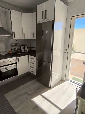 Adosado de 4 habitaciones en Chiclana de la Frontera en venta con garaje - 339.000 € (Ref: 9987282)