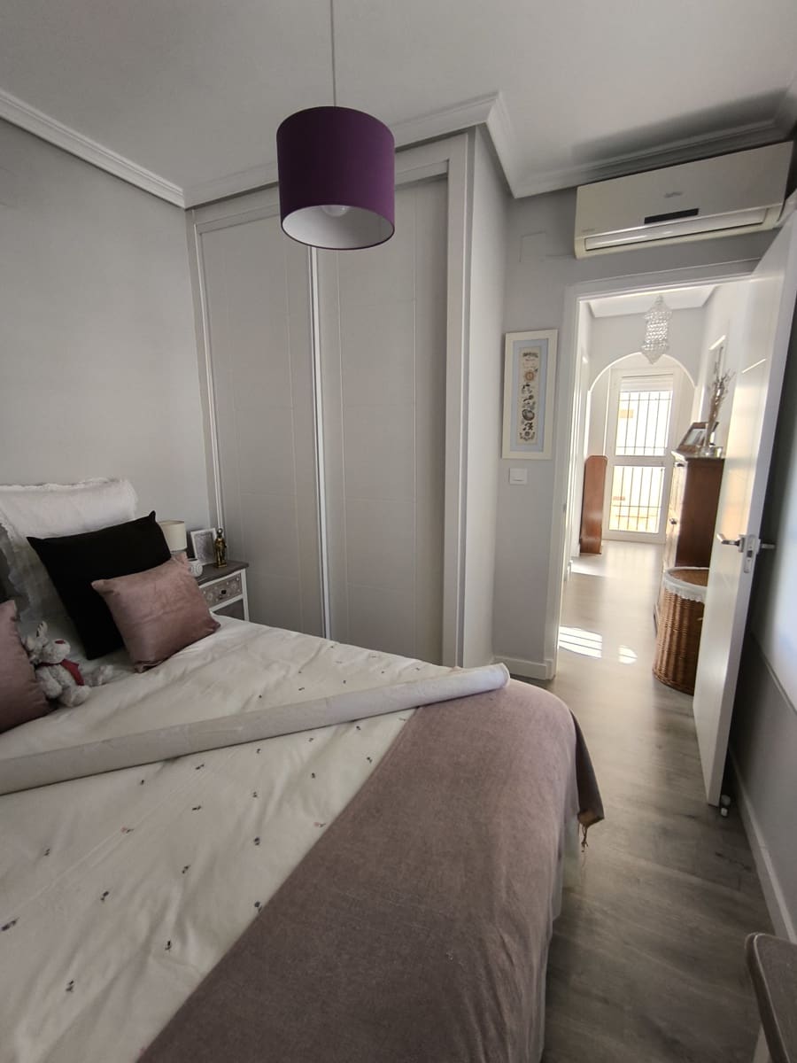 4 Zimmer Reihenhaus zu verkaufen in Chiclana de la Frontera mit Garage - 339.000 € (Ref: 9987282)