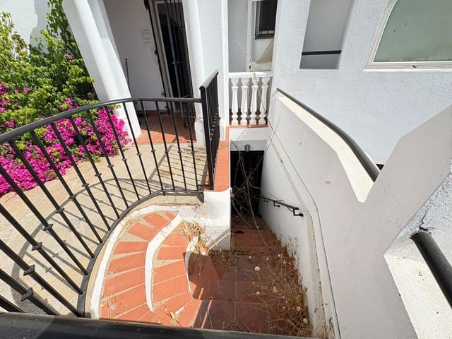 Casa de 4 habitaciones en Mijas Costa, Mijas en venta con piscina garaje - 399.995 € (Ref: 10012668)