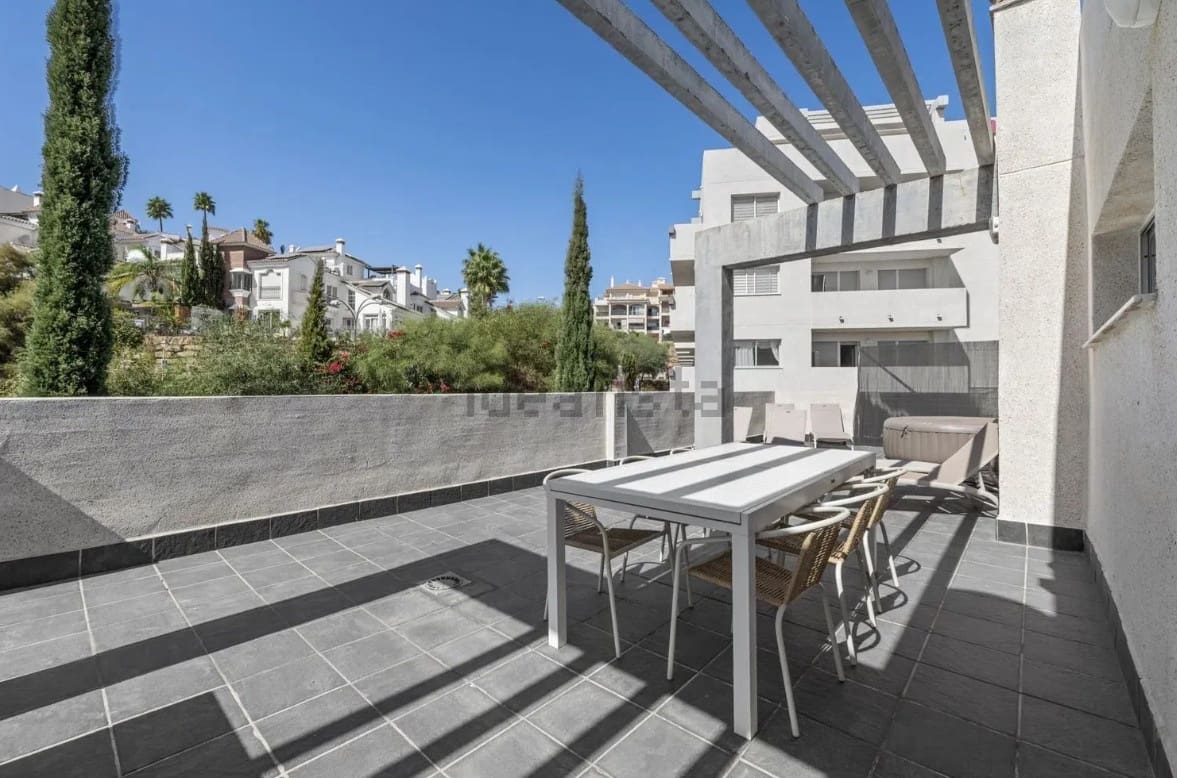 3 quarto Penthouse para venda em Mijas Costa com piscina garagem - 395 000 € (Ref: 10012711)