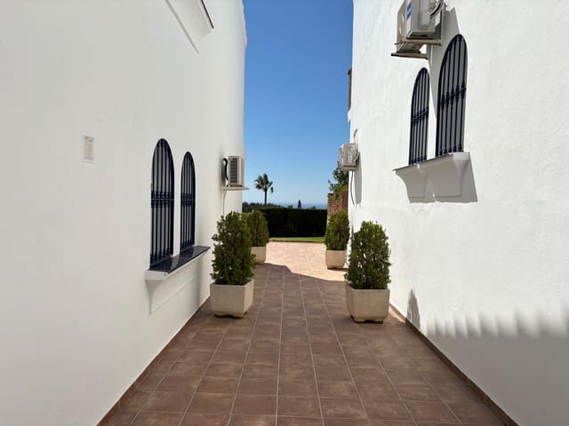 2 quarto Apartamento para venda em Mijas com piscina garagem - 395 000 € (Ref: 9998997)