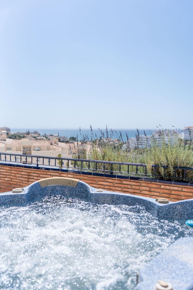 3 Zimmer Penthouse zu verkaufen in Riviera del Sol mit Pool Garage - 565.000 € (Ref: 10078650)