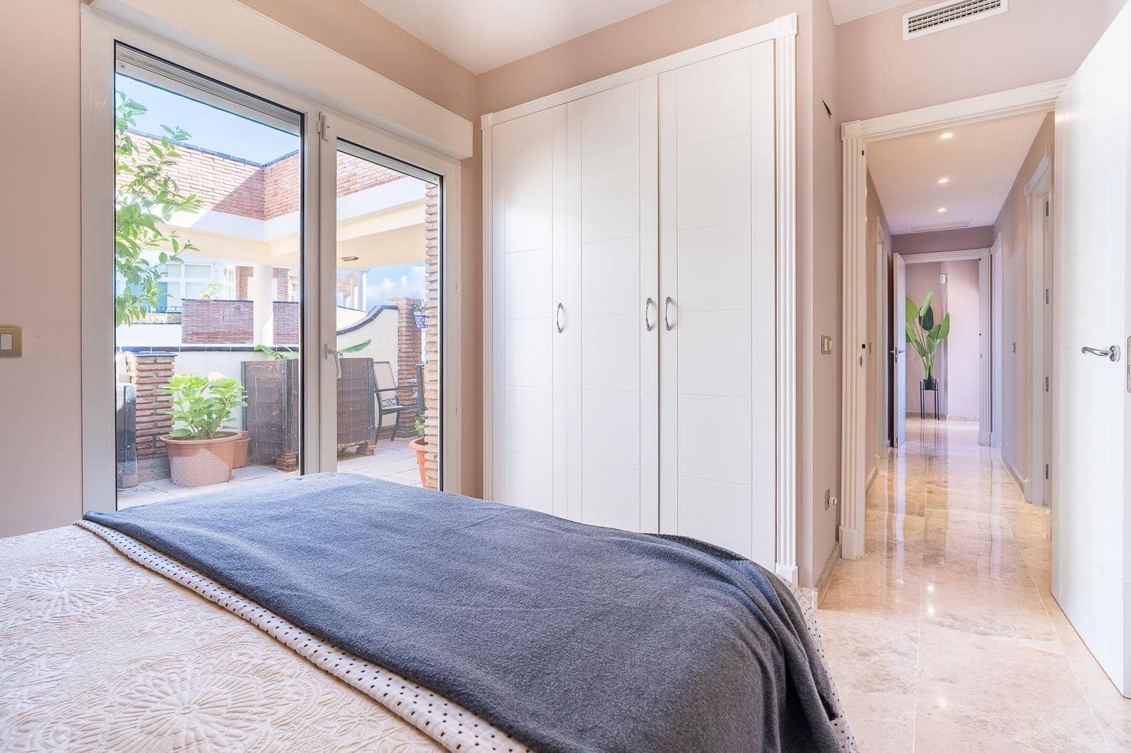 3 Zimmer Penthouse zu verkaufen in Riviera del Sol mit Pool Garage - 565.000 € (Ref: 10078650)