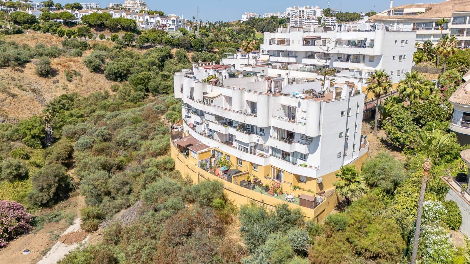 3 chambre Appartement à vendre à Riviera del Sol avec piscine garage - 295 000 € (Ref: 10078651)