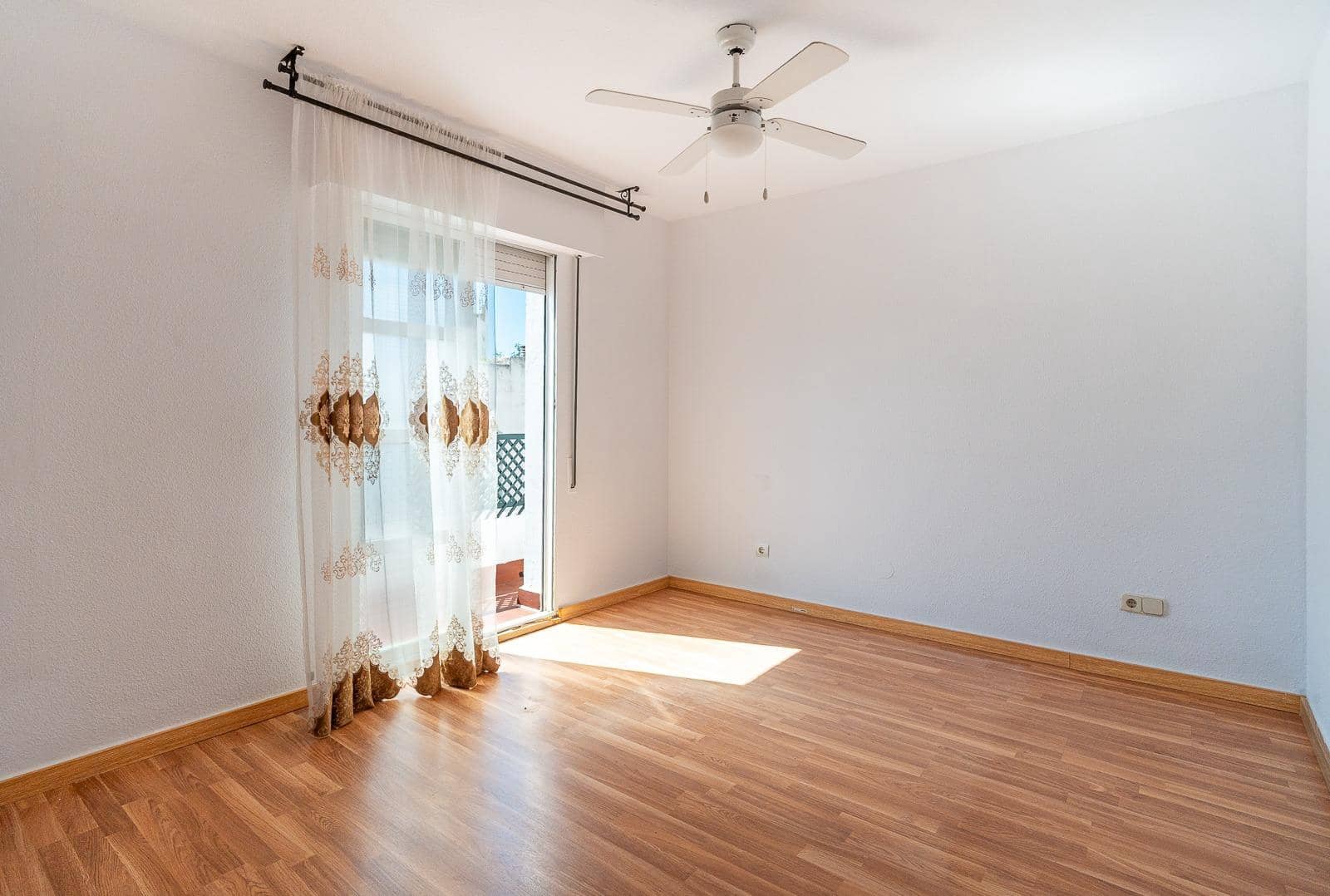 3 quarto Moradia em Banda para venda em Marbella com garagem - 420 000 € (Ref: 10078652)