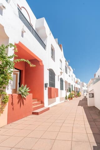 3 quarto Moradia em Banda para venda em La Patera, Marbella com garagem - 420 000 € (Ref: 10078652)