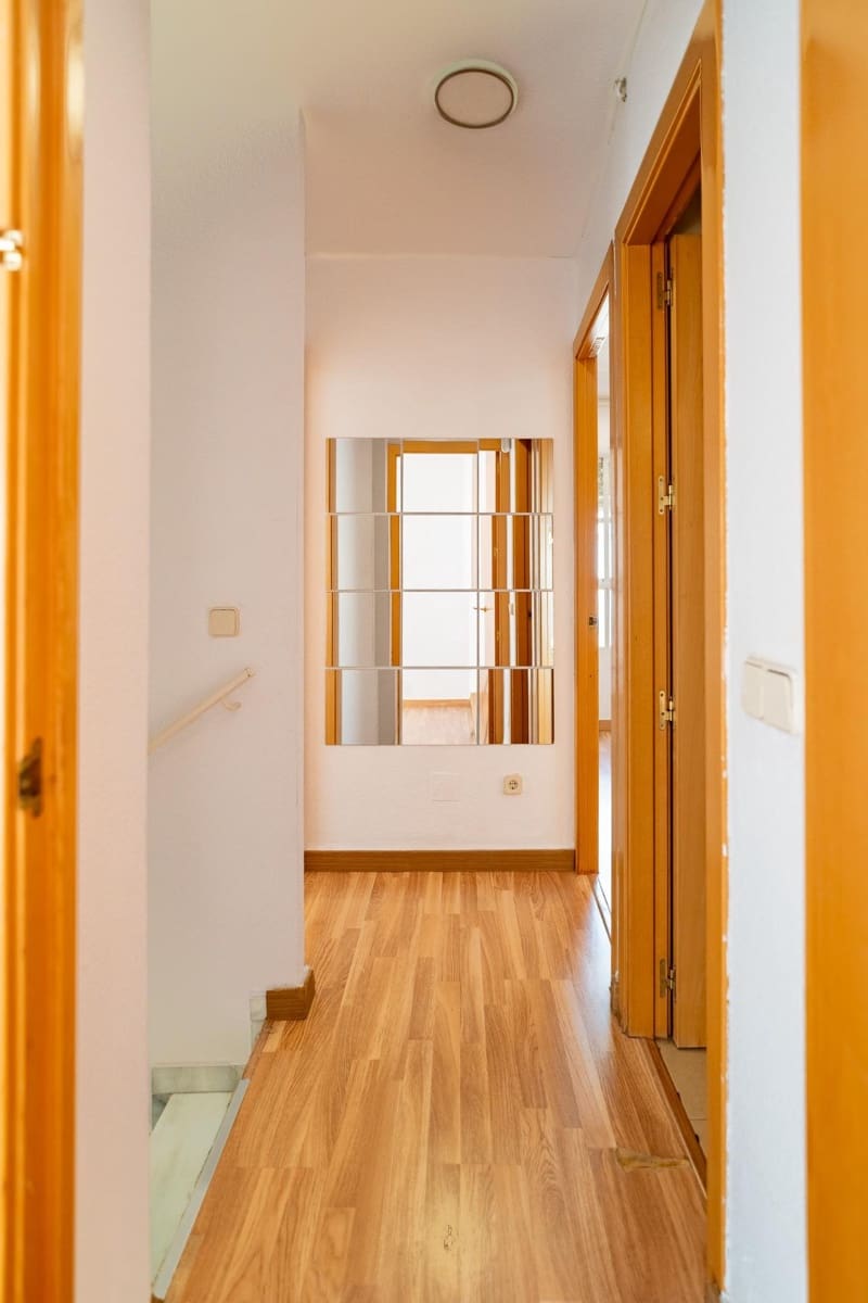 3 quarto Moradia em Banda para venda em Marbella com garagem - 420 000 € (Ref: 10078652)