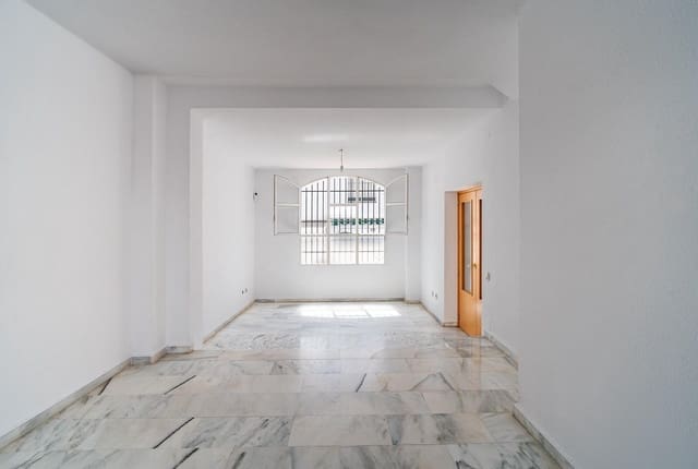 3 quarto Moradia em Banda para venda em La Patera, Marbella com garagem - 420 000 € (Ref: 10078652)