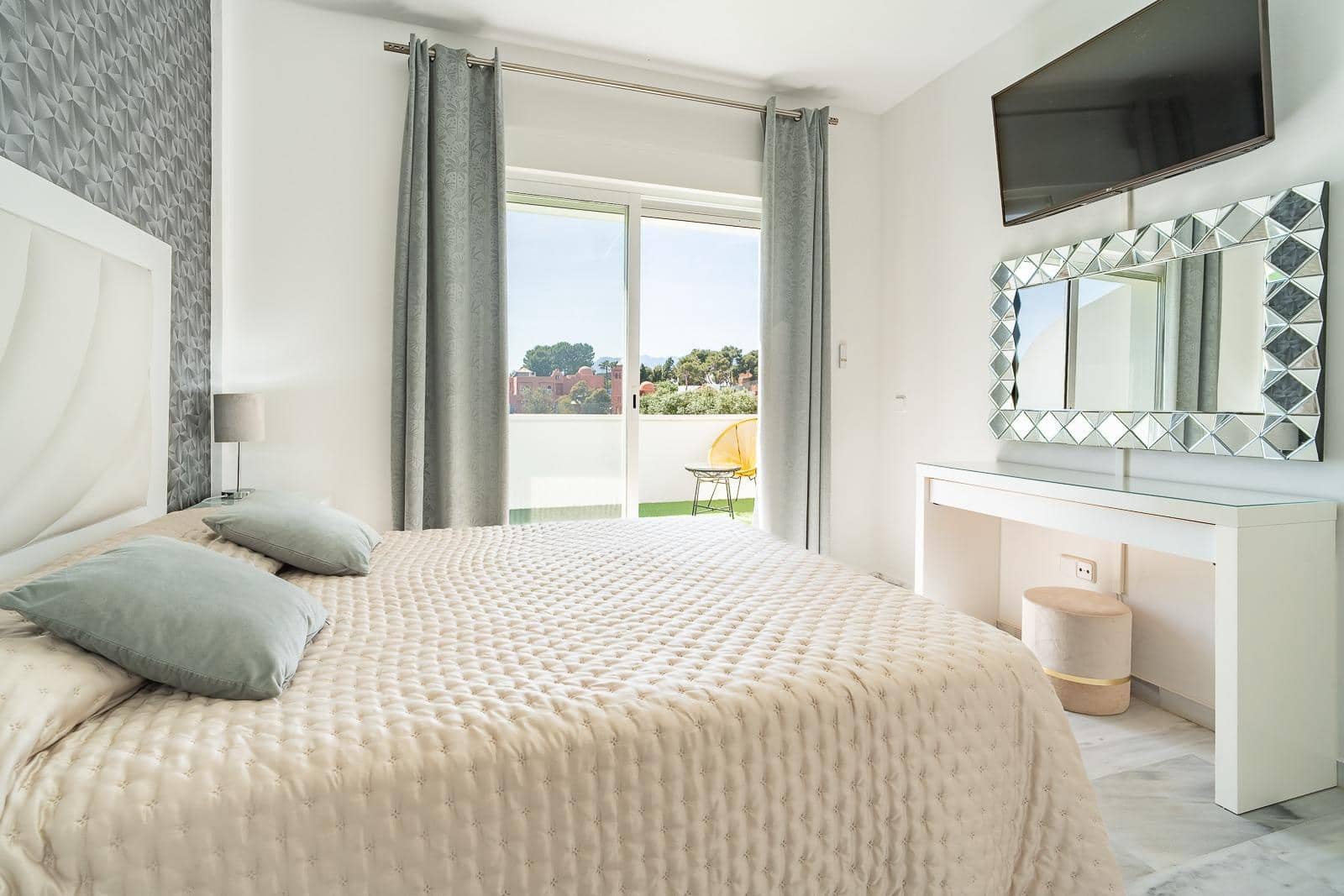5 camera da letto Villetta Bifamiliare in vendita in Marbella con piscina garage - 1.100.000 € (Rif: 10078653)