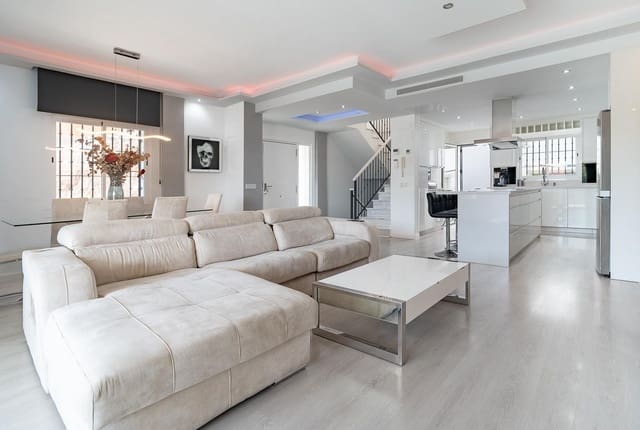 5 camera da letto Villetta Bifamiliare in vendita in Cabopino - Artola, Marbella con piscina garage - 1.100.000 € (Rif: 10078653)