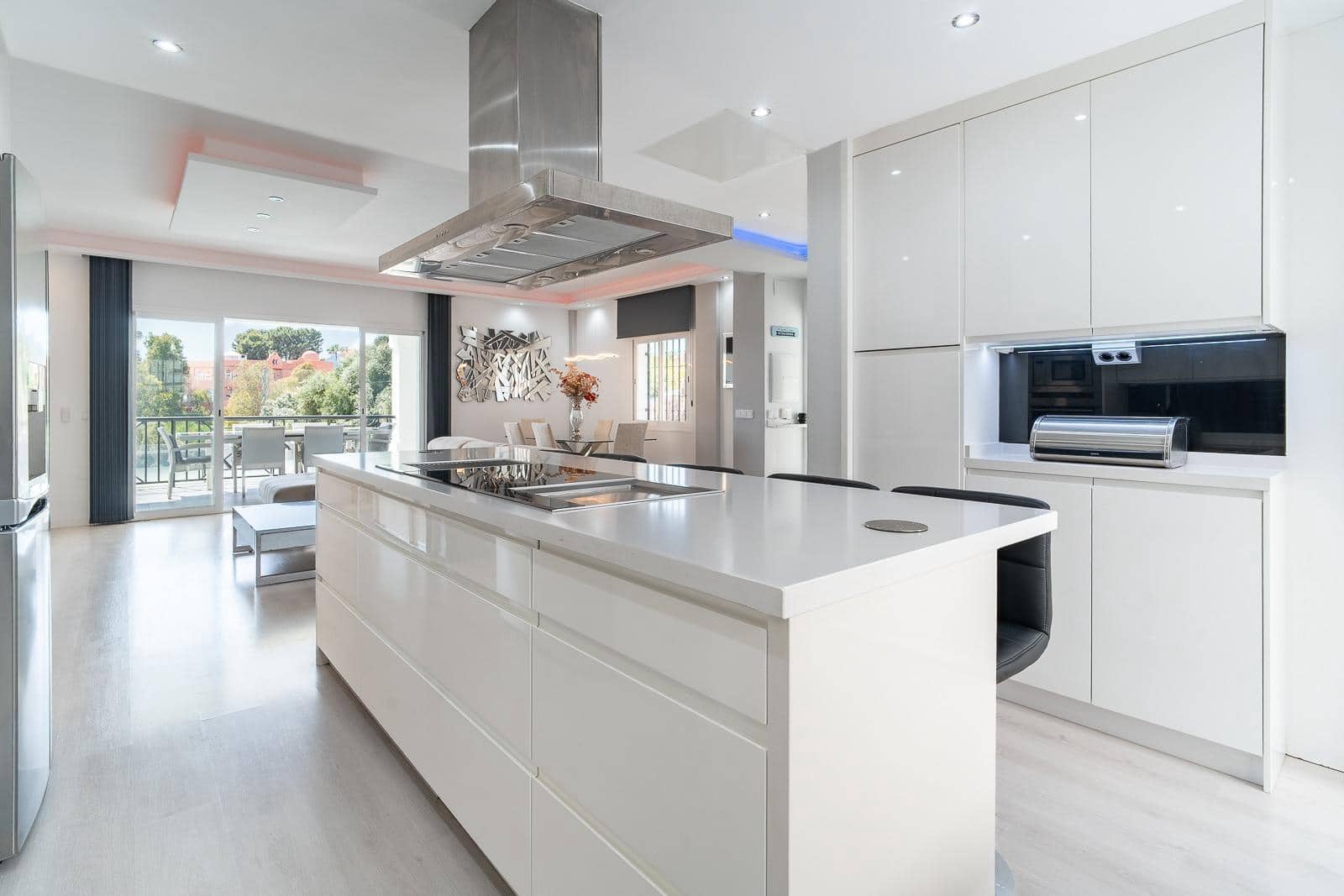 5 camera da letto Villetta Bifamiliare in vendita in Marbella con piscina garage - 1.100.000 € (Rif: 10078653)