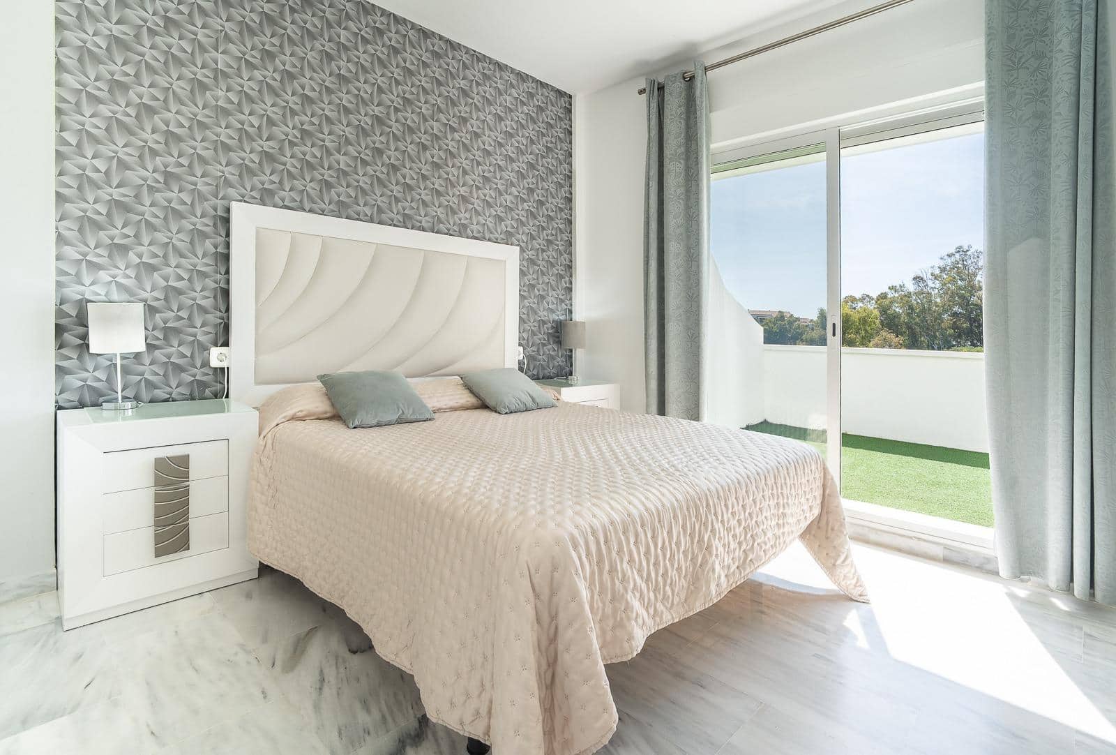 5 camera da letto Villetta Bifamiliare in vendita in Marbella con piscina garage - 1.100.000 € (Rif: 10078653)