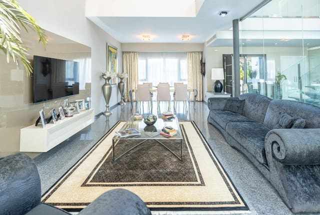 5 sypialnia Willa na sprzedaż w La Cala Golf - Lagar Martell, Mijas z basenem garażem - 1 650 000 € (Ref: 10078655)
