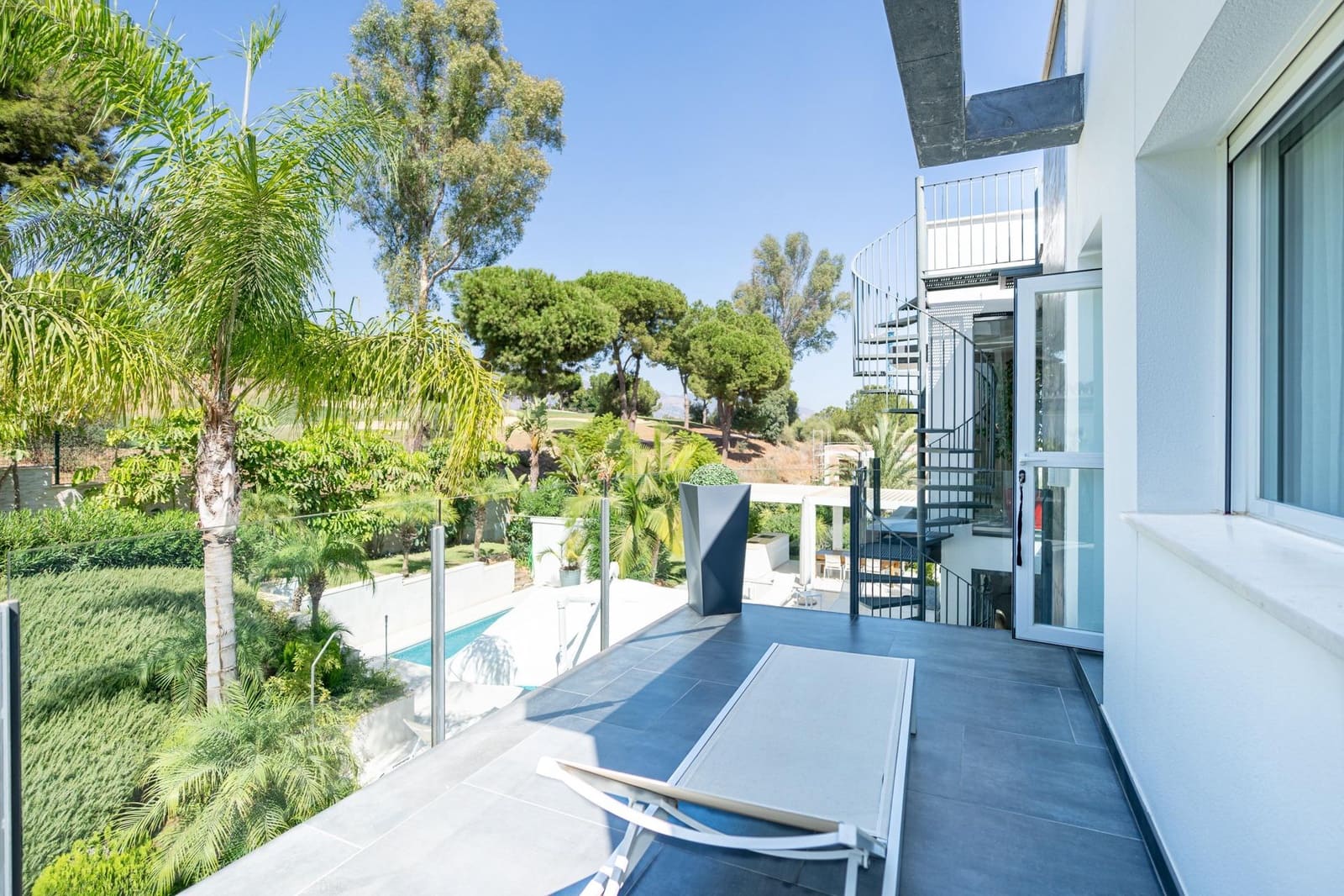 5 sovrum Villa till salu i Mijas med pool garage - 1 650 000 € (Ref: 10078655)