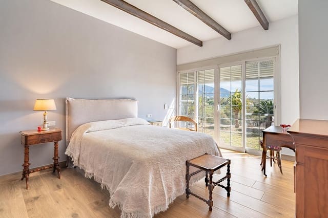 4 Zimmer Villa zu verkaufen in Valtocado - La Alquería - La Atalaya, Mijas mit Pool Garage - 1.250.000 € (Ref: 10078656)