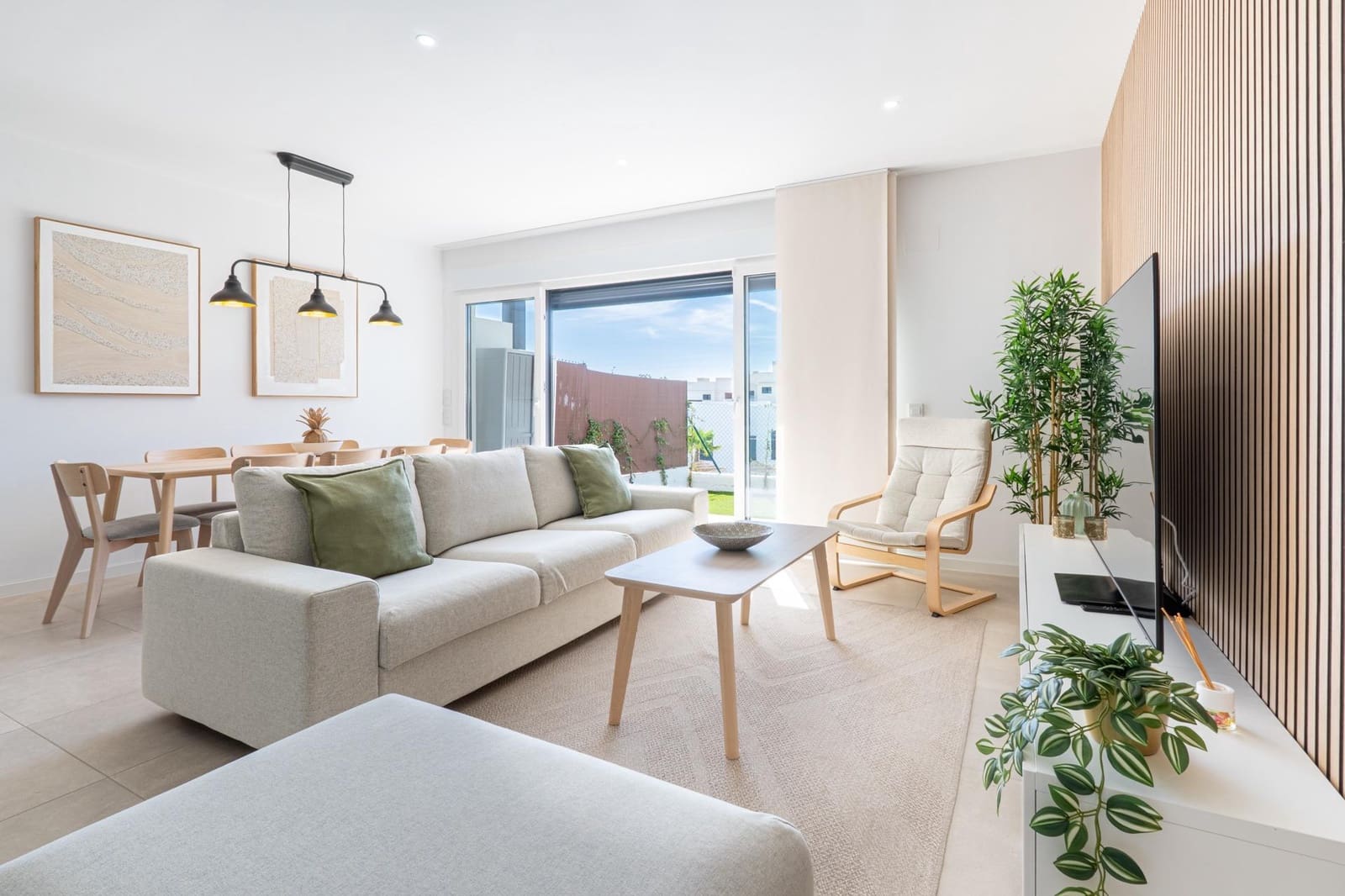 4 slaapkamer Rijtjeshuis te koop in La Cala de Mijas met zwembad garage - € 899.000 (Ref: 10078657)