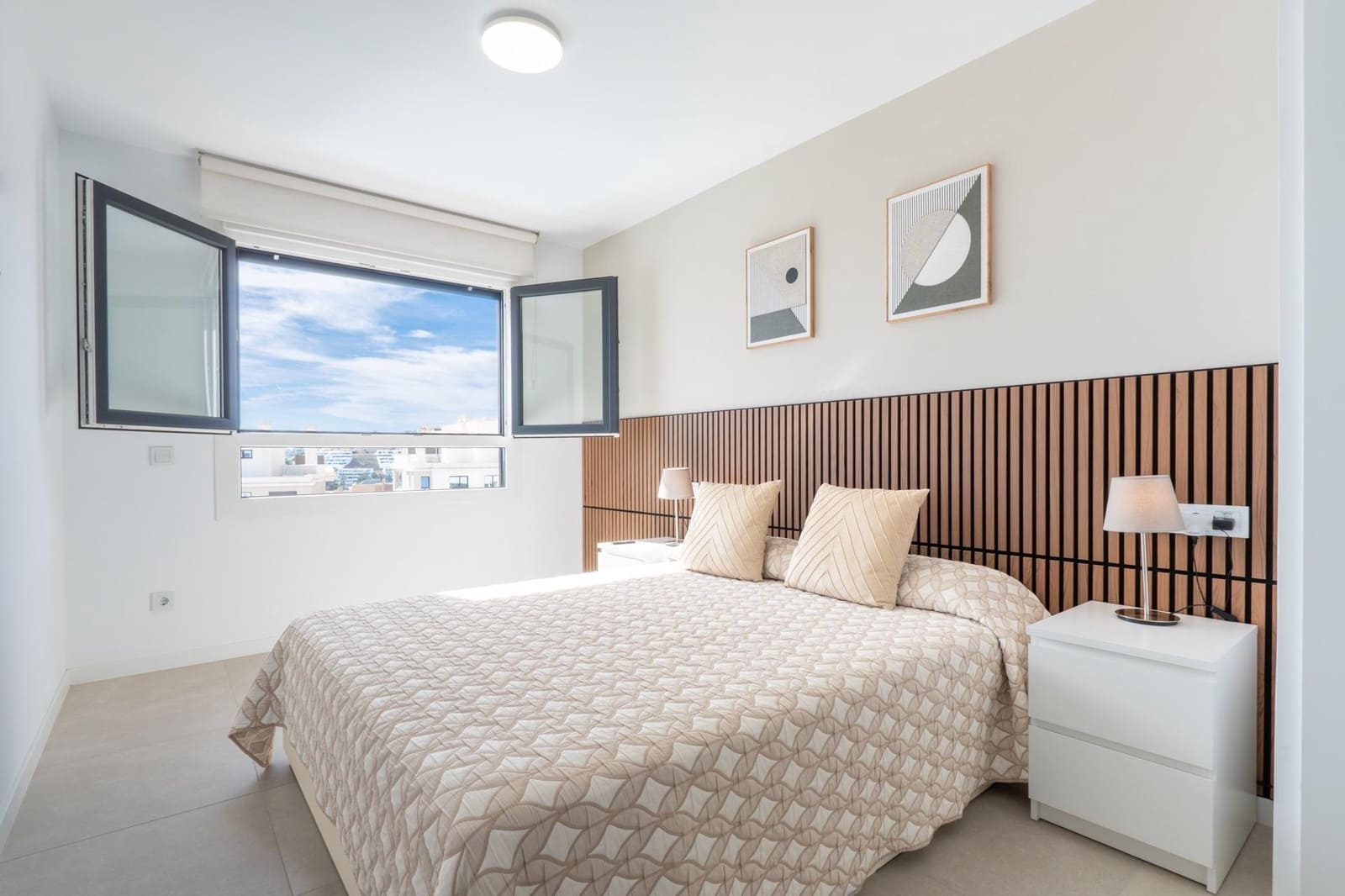 4 slaapkamer Rijtjeshuis te koop in La Cala de Mijas met zwembad garage - € 899.000 (Ref: 10078657)