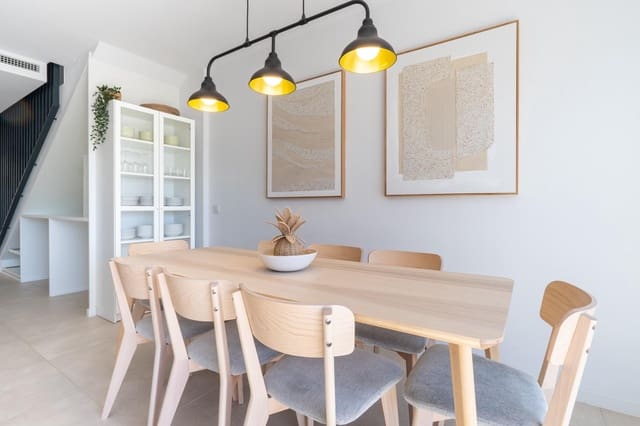 4 slaapkamer Rijtjeshuis te koop in La Cala de Mijas, Mijas met zwembad garage - € 899.000 (Ref: 10078657)