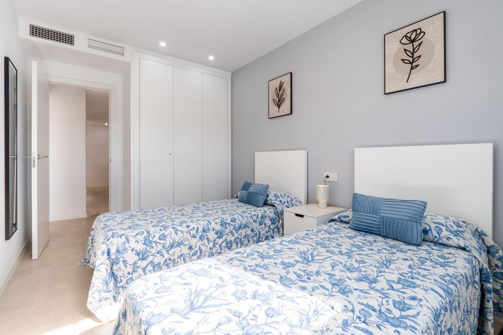 4 slaapkamer Rijtjeshuis te koop in La Cala de Mijas met zwembad garage - € 899.000 (Ref: 10078657)