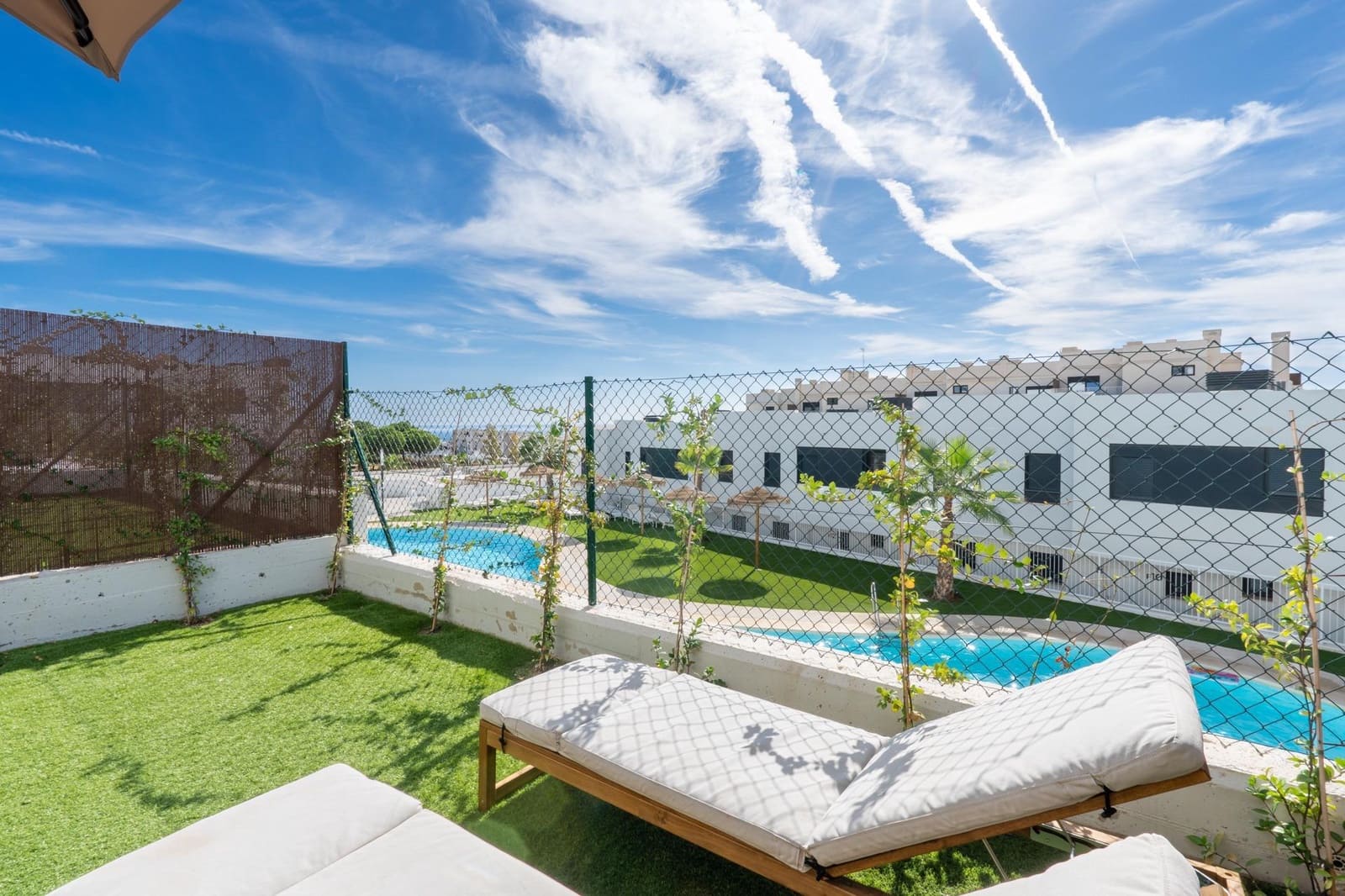 4 slaapkamer Rijtjeshuis te koop in La Cala de Mijas met zwembad garage - € 899.000 (Ref: 10078657)