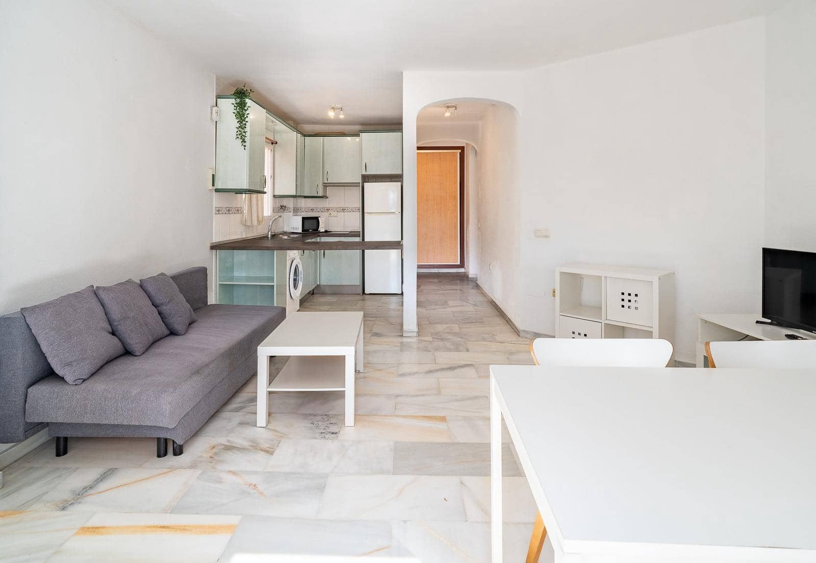 1 Zimmer Apartment zu verkaufen in Benalmadena mit Pool - 230.000 € (Ref: 10081410)
