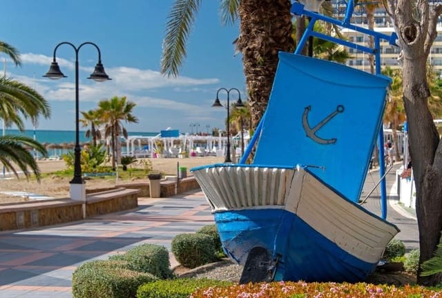 2 sovrum Takvåning till salu i Torremolinos med pool garage - 481 000 € (Ref: 10089843)