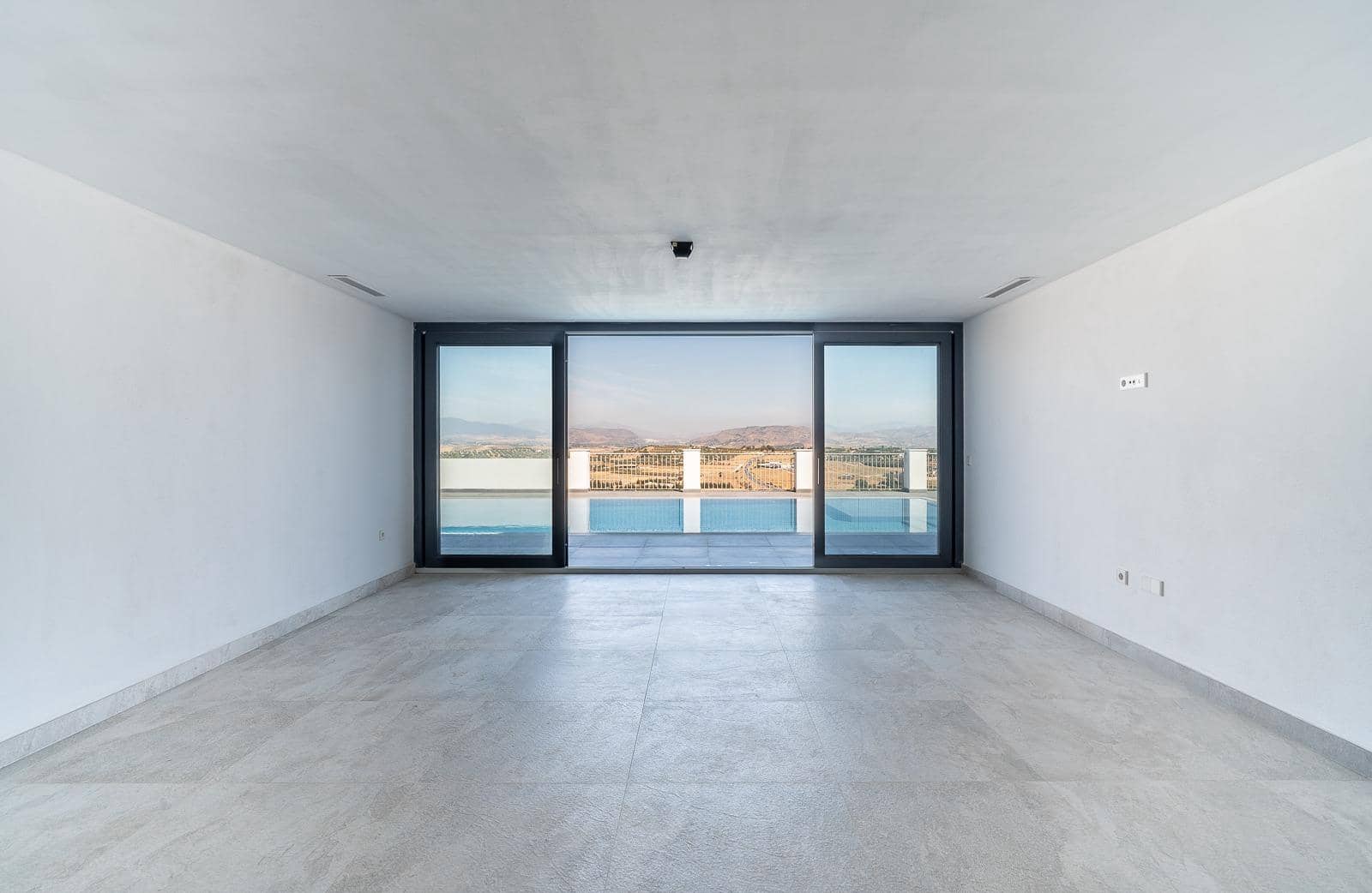 6 chambre Villa/Maison à vendre à Coin avec piscine garage - 1 600 000 € (Ref: 10142499)