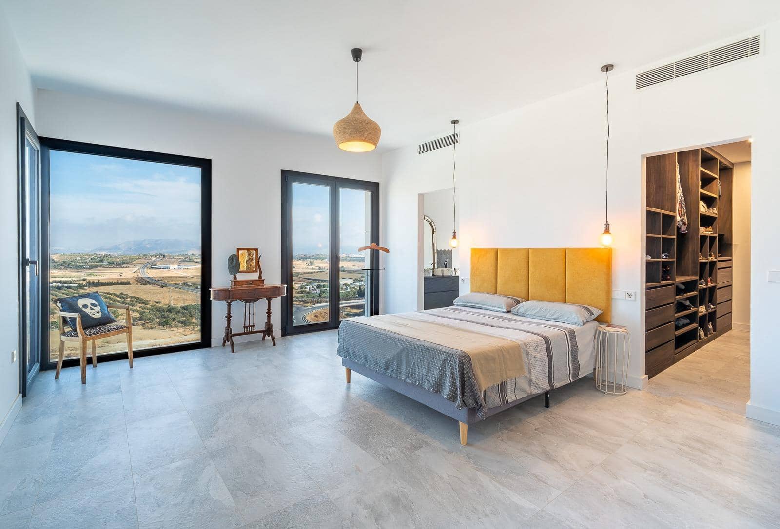 6 chambre Villa/Maison à vendre à Coin avec piscine garage - 1 600 000 € (Ref: 10142499)